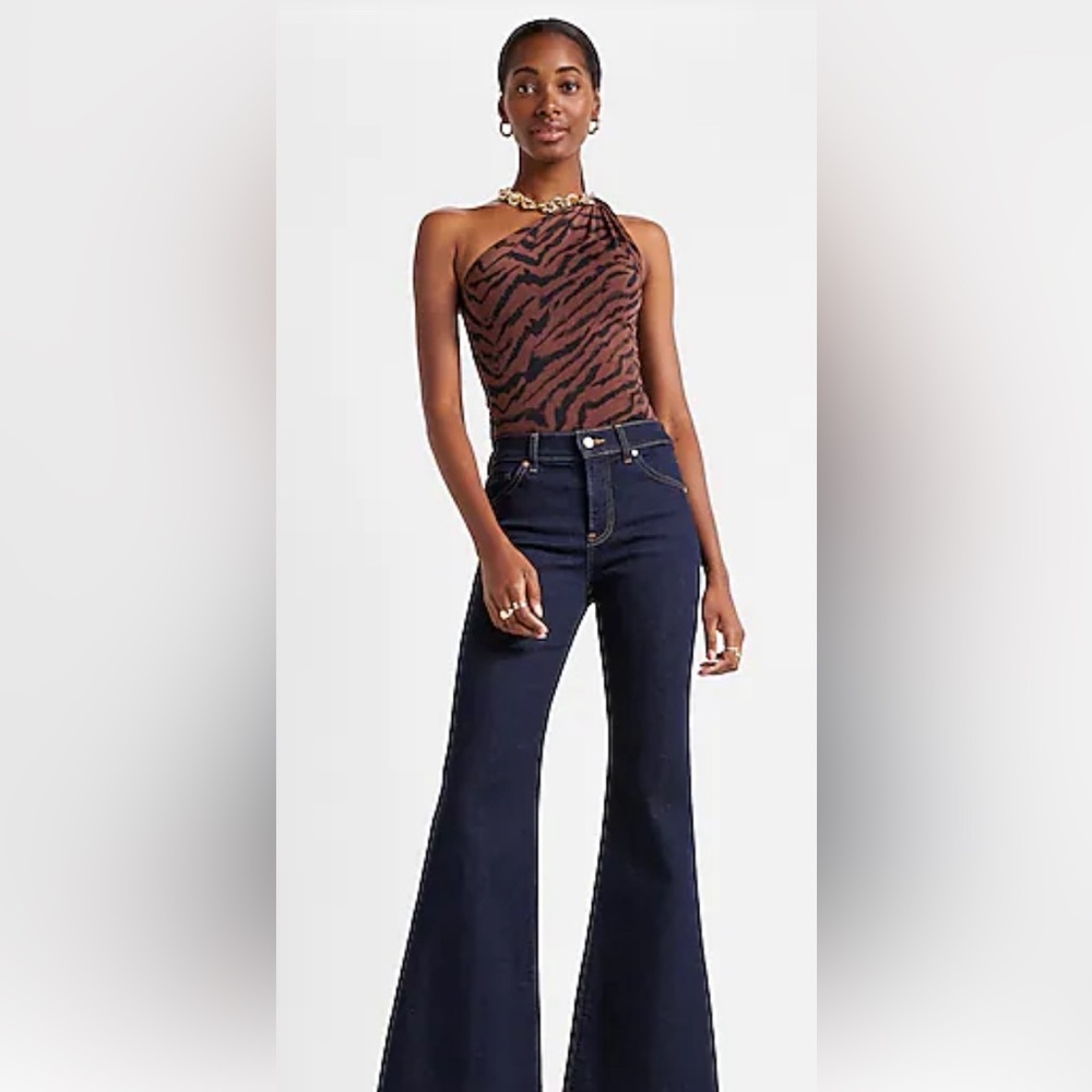 NWT Express Body Contour Compression Silky Animal Print Twisted Bodysuit